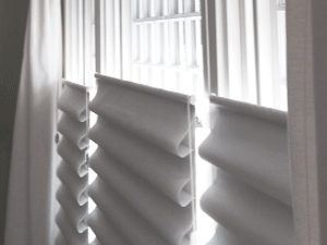 Vignette Modern Roman Shades